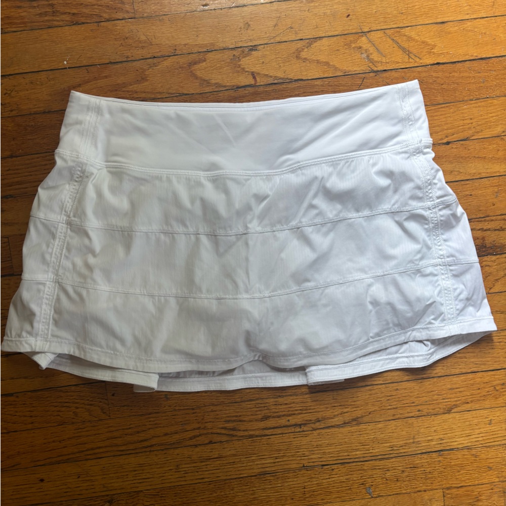 Lululemon Althletica White Pace Rival Skirt